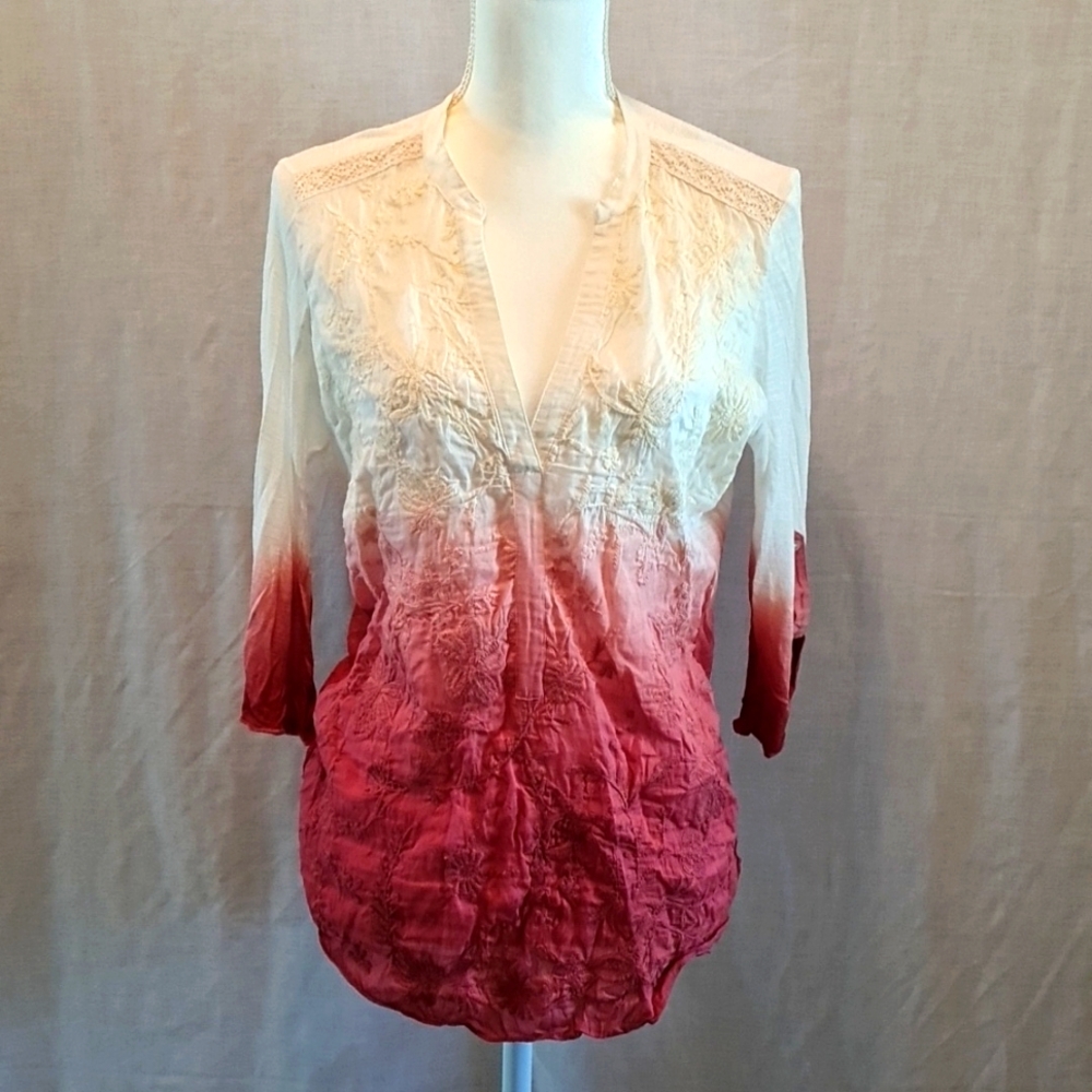 TINY Long sleeve ladies Sz L emblished  Cream to Rose/Orange V-neck, flowers